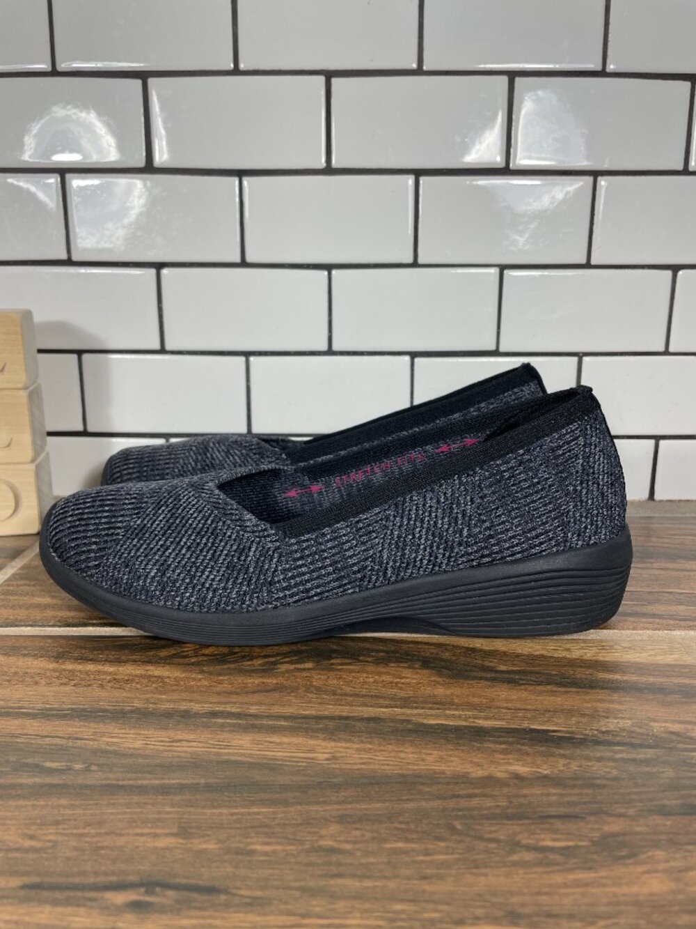 Skechers Arya Good Morning Shoes Womens Size 6.5 Black Lightweight Slip On Wedge